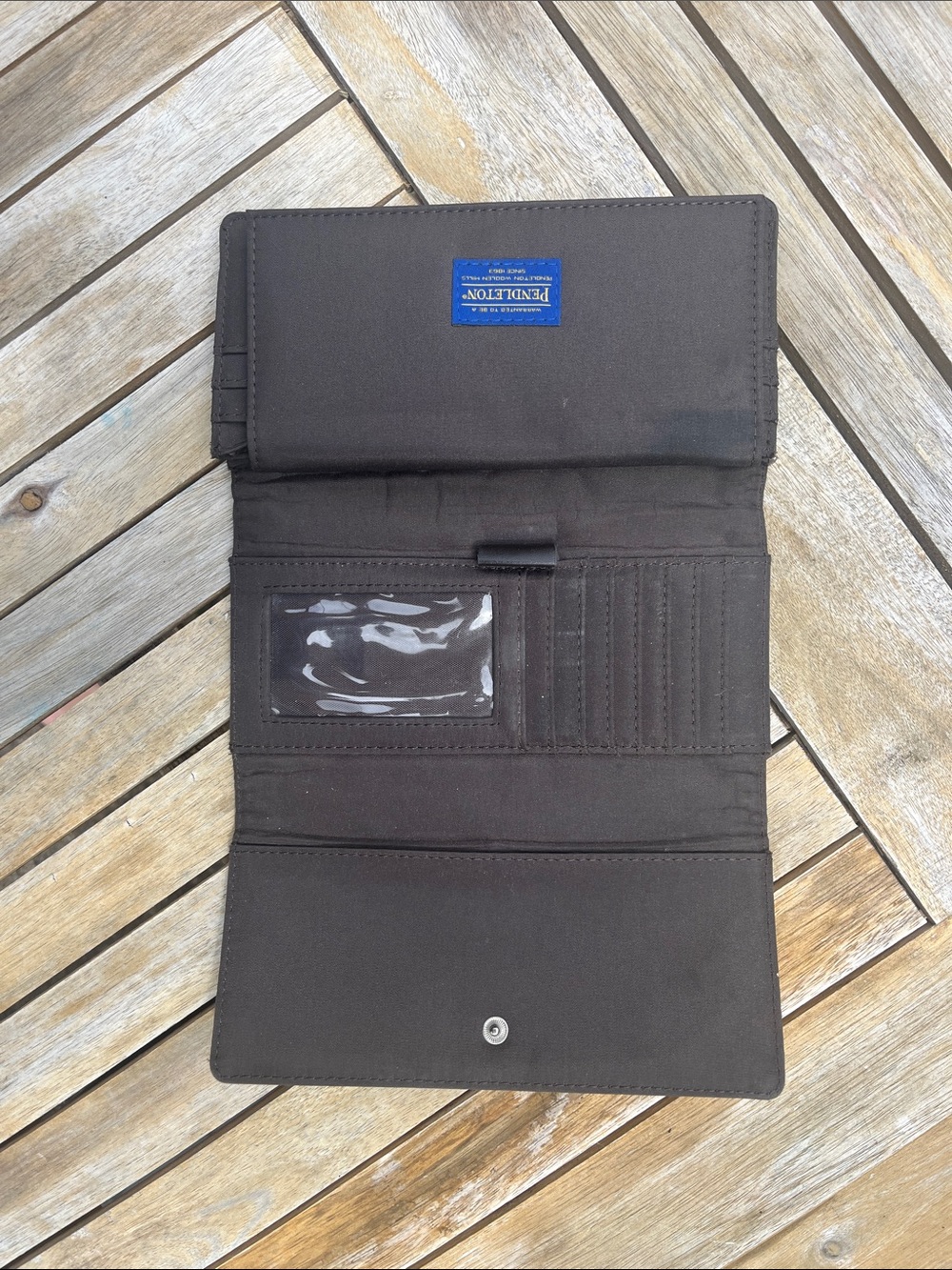 Pendleton Wallet - Picture 2 of 4